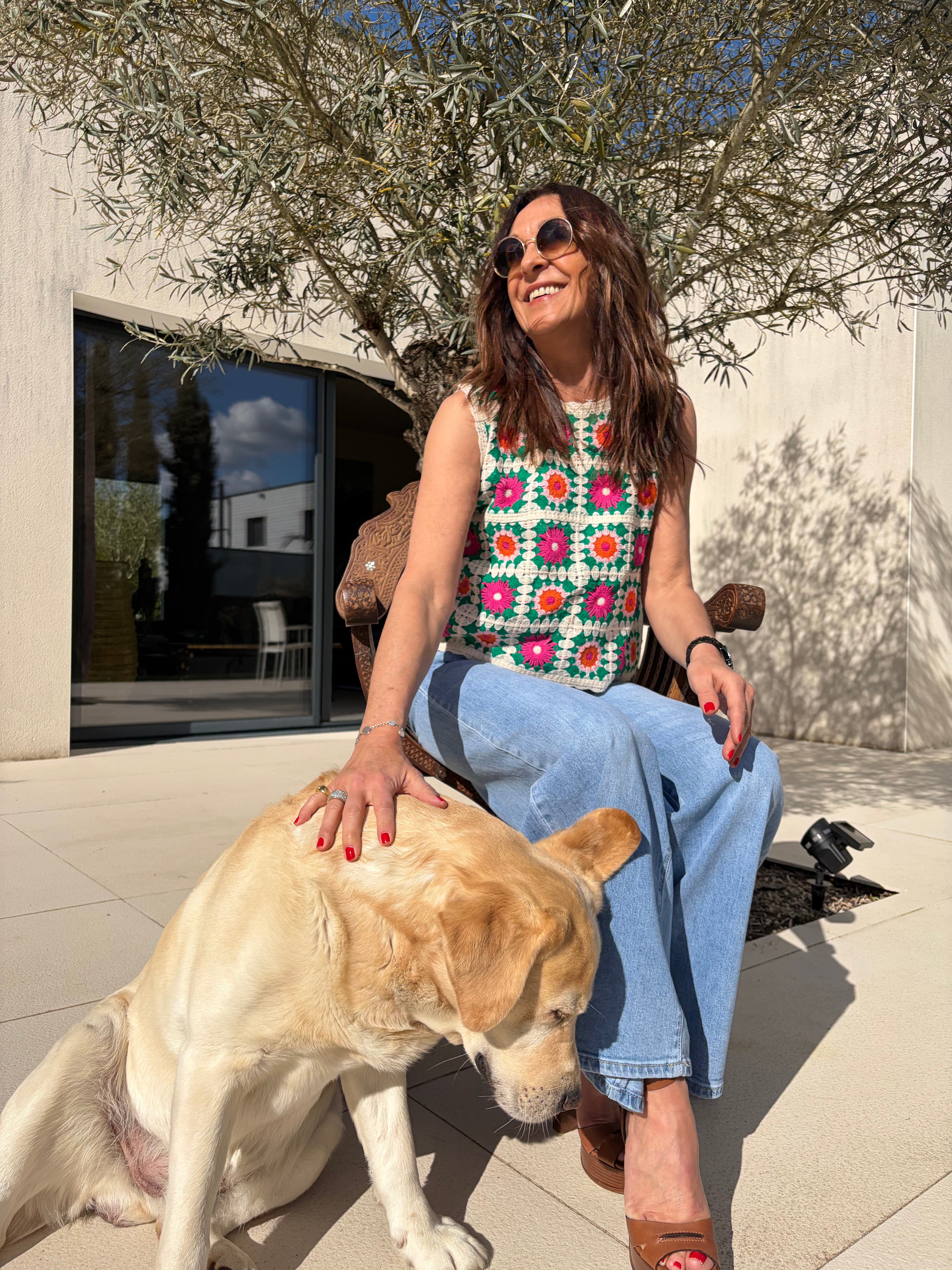 Top Sans Manches À Motifs Floraux – Style Estival Rétro